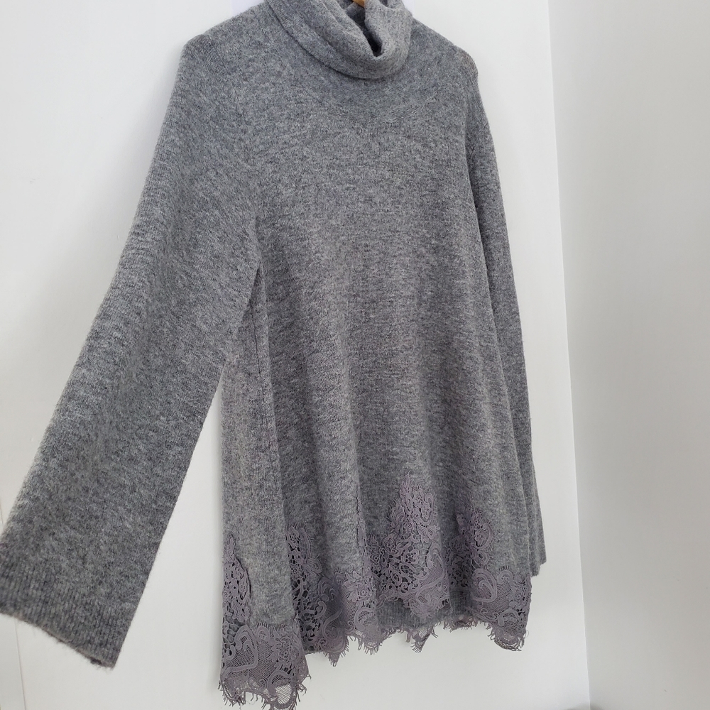 SISTERS Wool Blend Cowl Neck LS Gray Sweater Lace Overlay Hemline L Tunic Scandi
